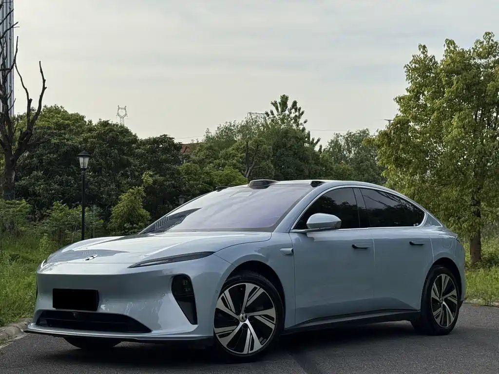 NIO ET5 2023