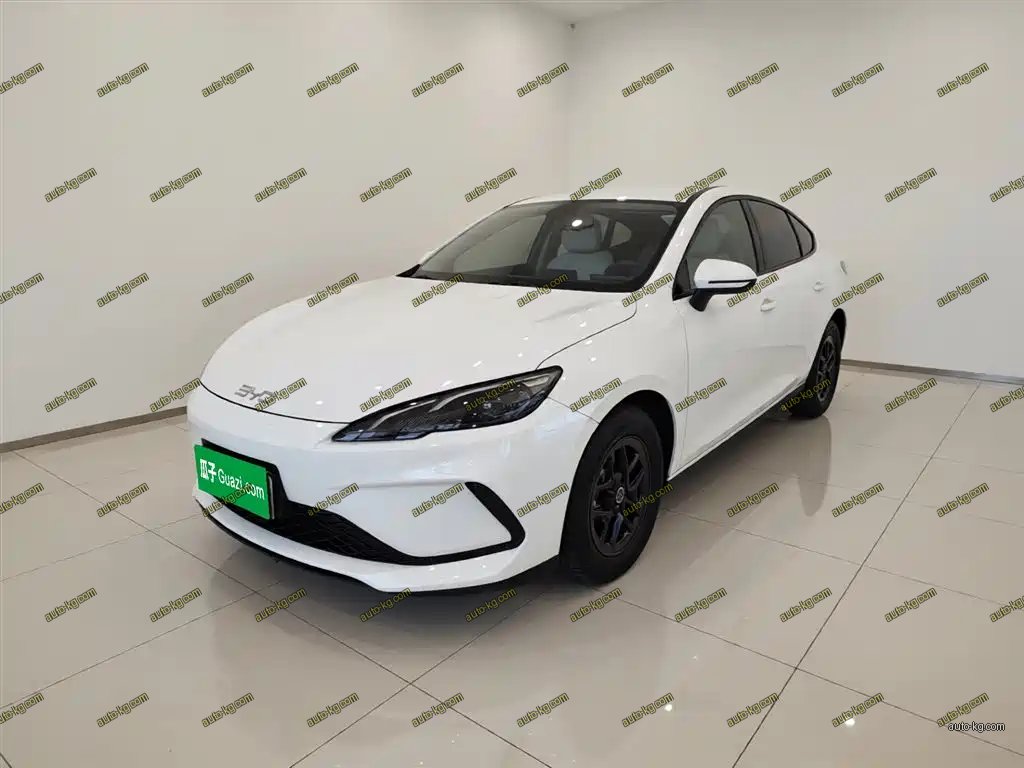 BYD Seal 05 DM-i 2025