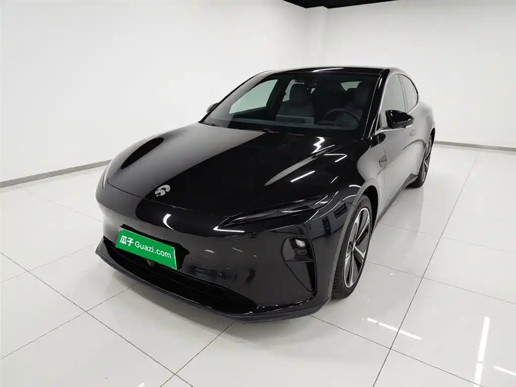NIO ET5T 2025