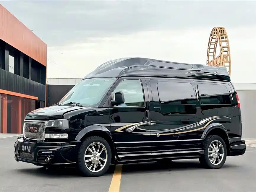 GMC Savana 2020