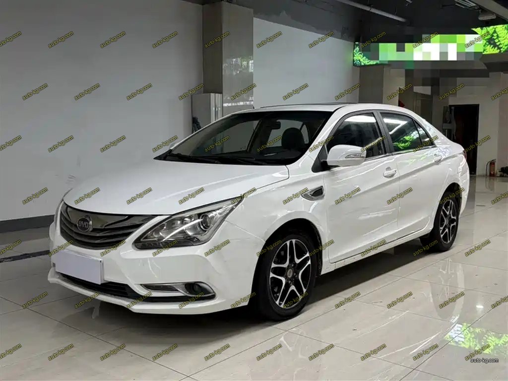 BYD G5 2015