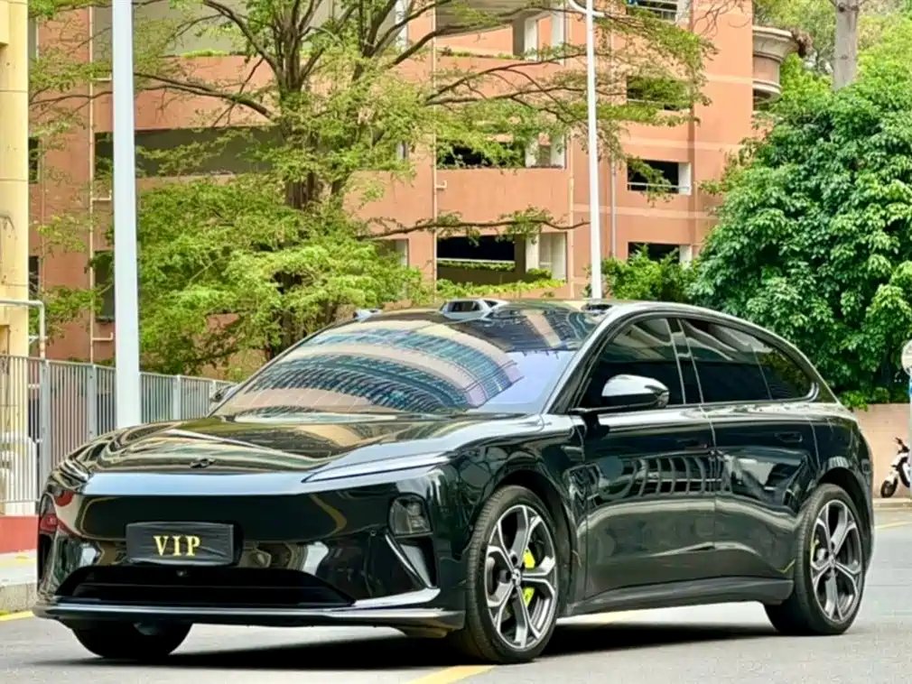 NIO ET5T 2025