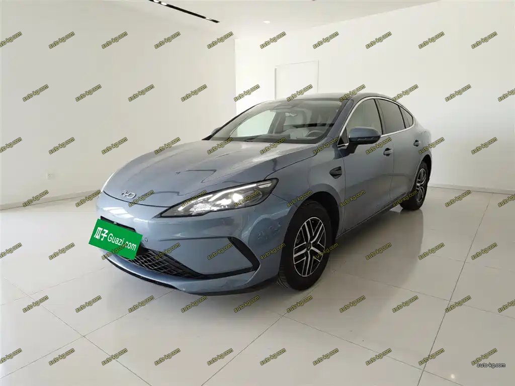 BYD Seal 05 DM-i 2025