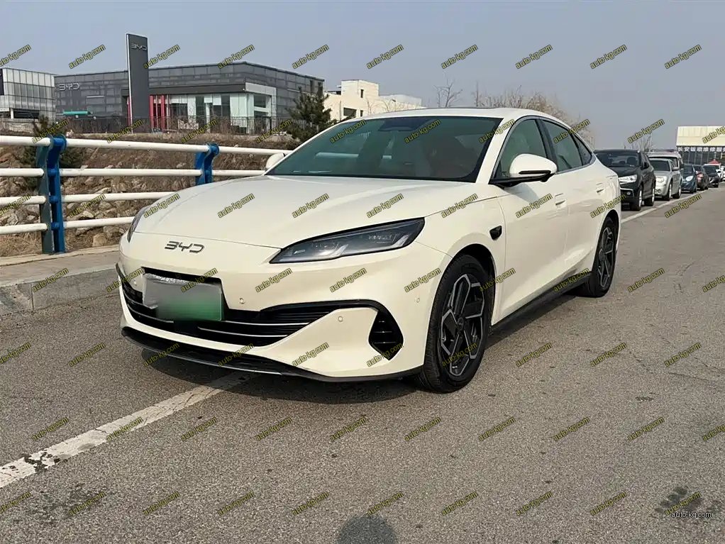BYD 海豹06 2025