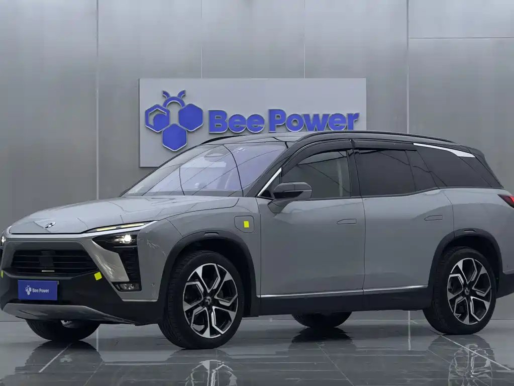 NIO ES8 2021