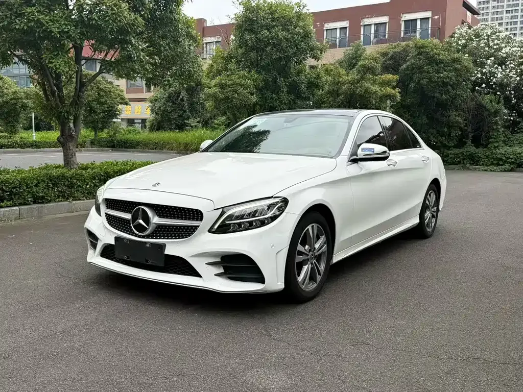 Mercedes-Benz C-Class 2020 — фото 1 из 9