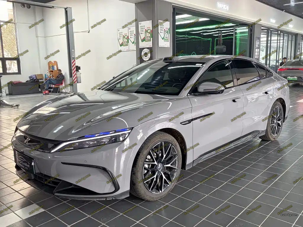 BYD Han 2025