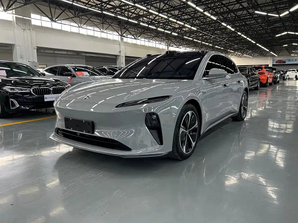 NIO ET5T 2025