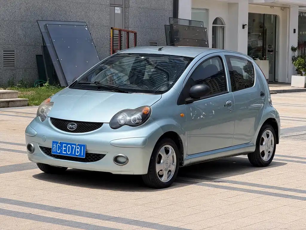 BYD F0 2015