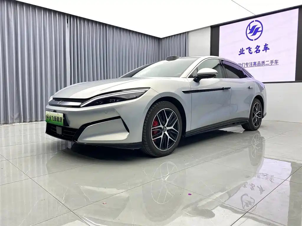 BYD 汉L 2025