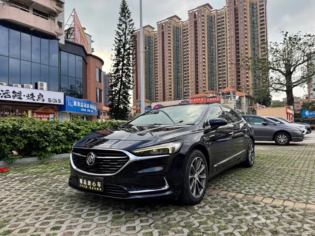 Buick LaCrosse 2020 — фото 1 из 21