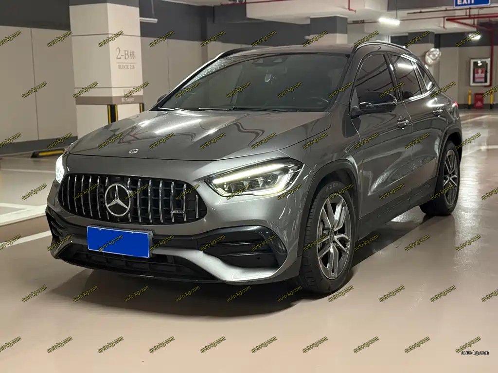 Mercedes-Benz GLA AMG 2021