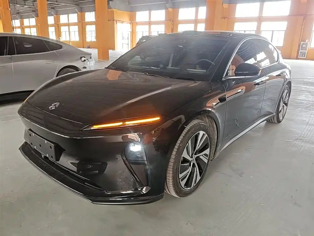 NIO ET5 2024