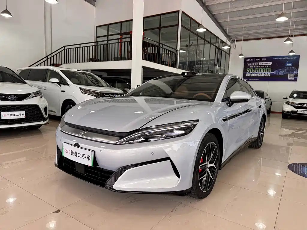 BYD 汉L 2025