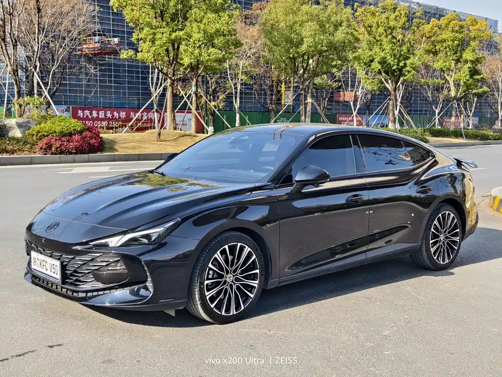 MG MG7 2023