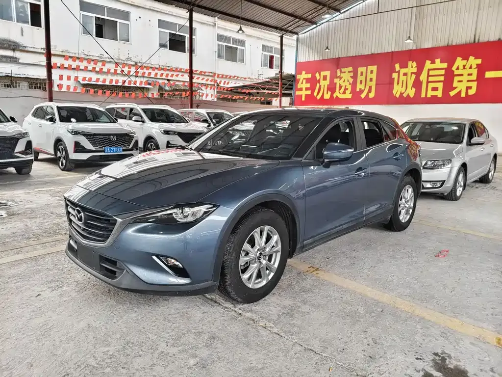 Mazda CX-4 2019 — фото 1 из 10