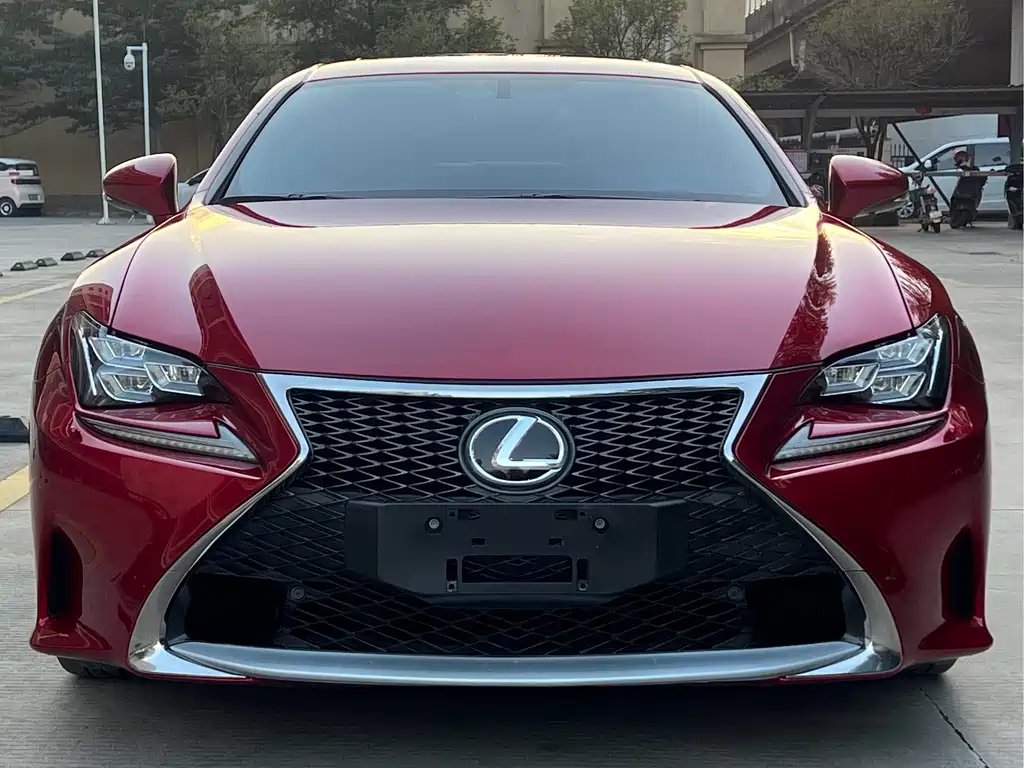 Lexus RC 2015 — фото 1 из 5