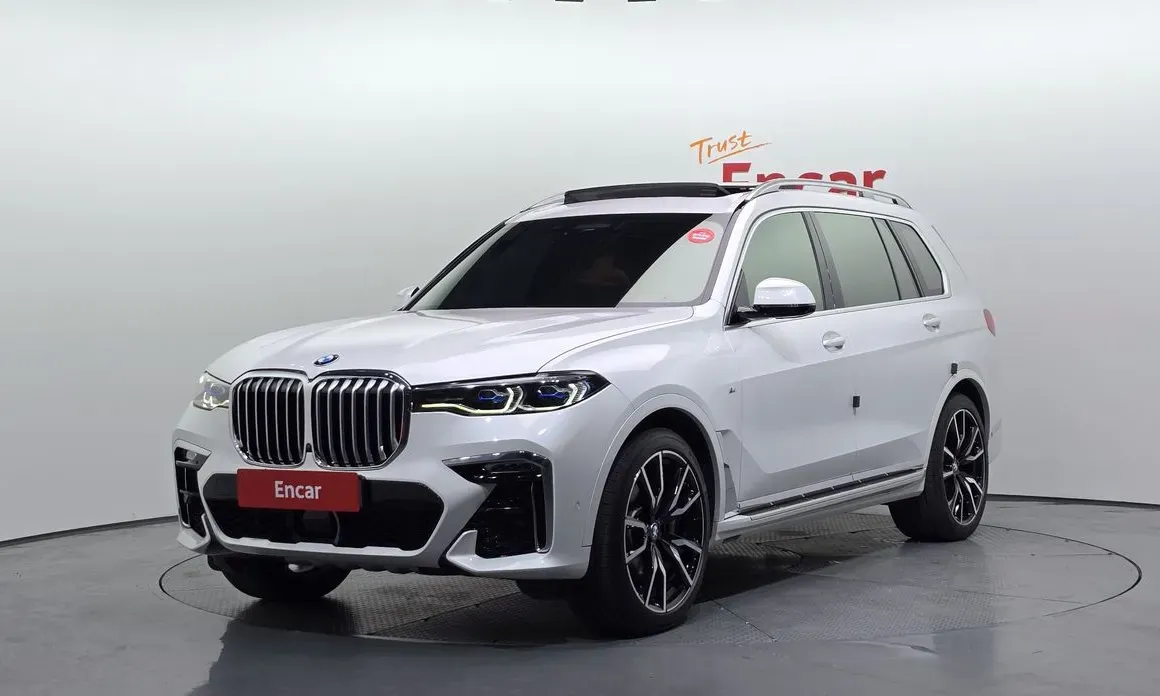 BMW X7 2020 — фото 1 из 35