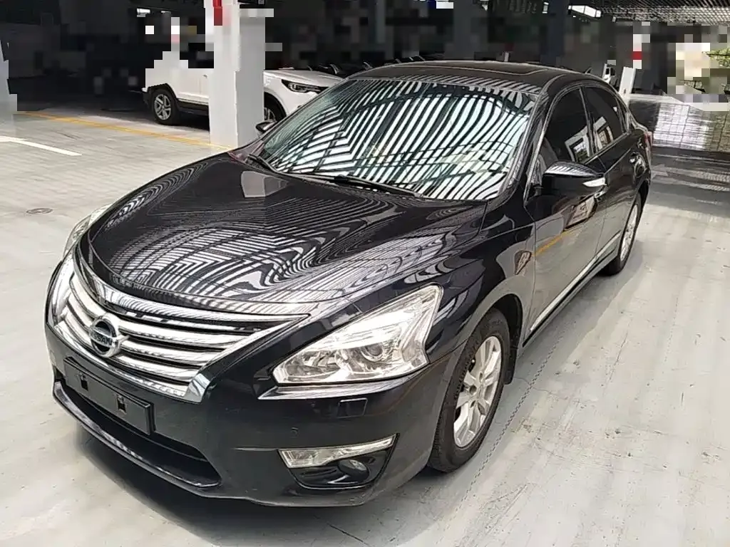 Nissan Teana 2015 — фото 1 из 25
