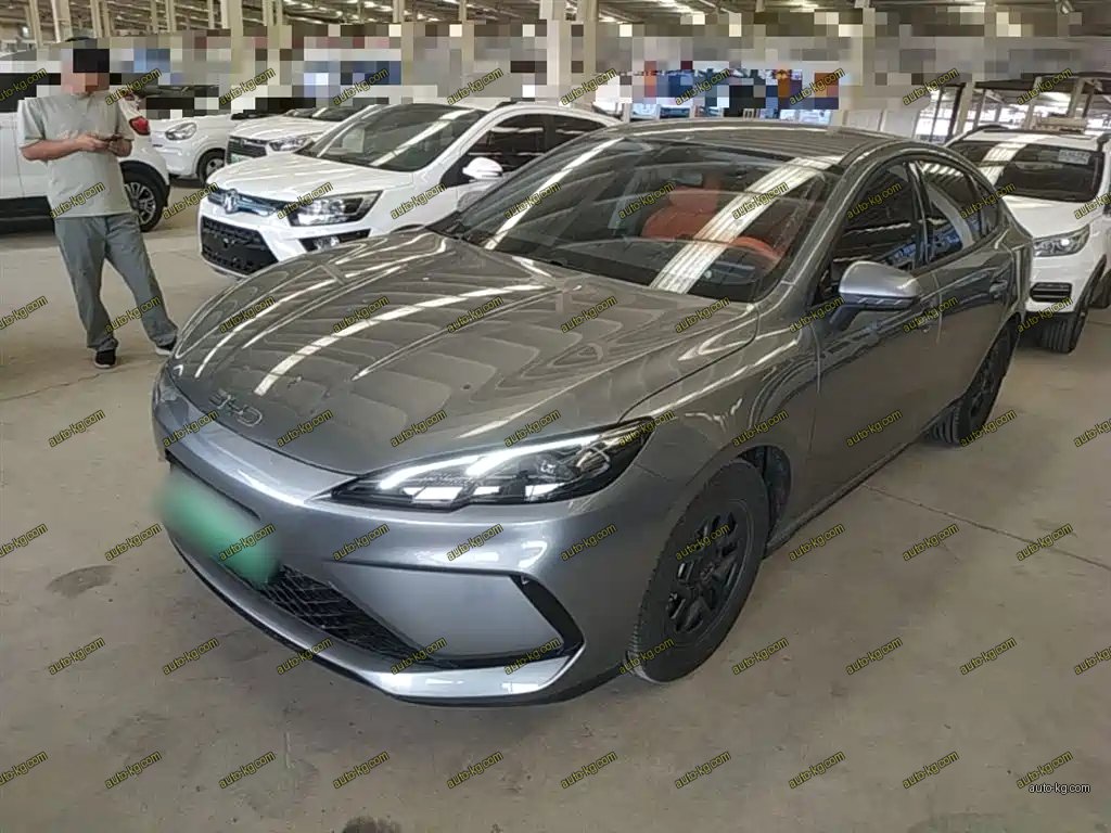 BYD Seal 05 DM-i 2025
