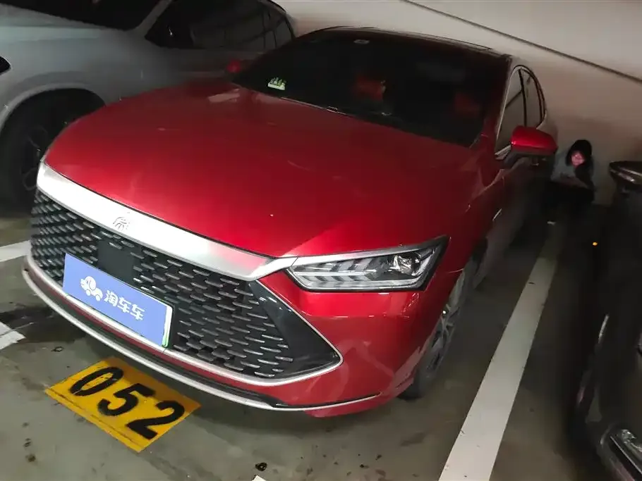 BYD Qin PLUS 2022 — фото 1 из 16