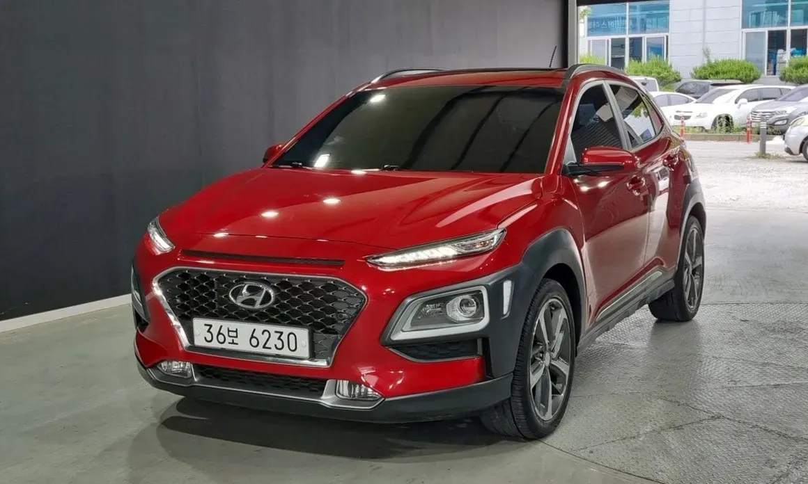 Hyundai Kona 2018 — фото 1 из 18