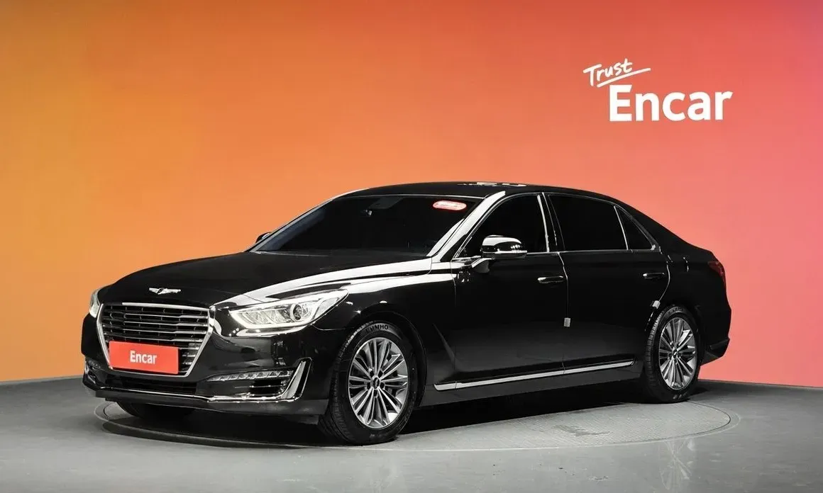 Genesis EQ900 2018 — фото 1 из 34