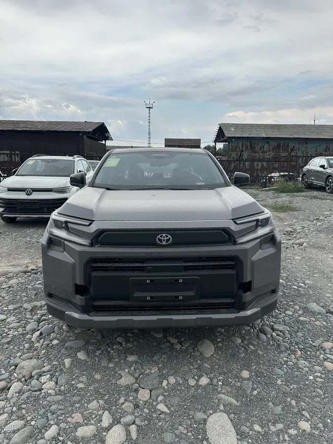 Toyota RAV4 V (XA50) 2026 — фото 1 из 2