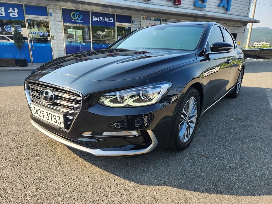 Hyundai Grandeur 2019 — фото 1 из 19