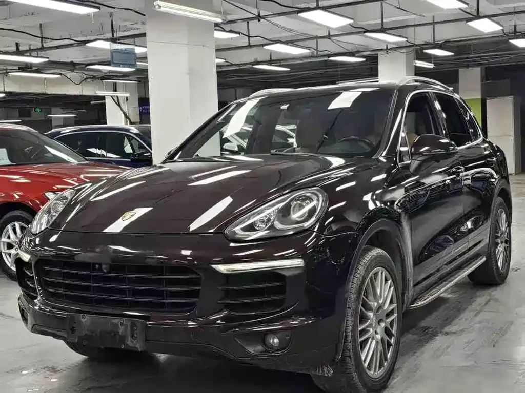 Porsche Cayenne 2015 — фото 1 из 14