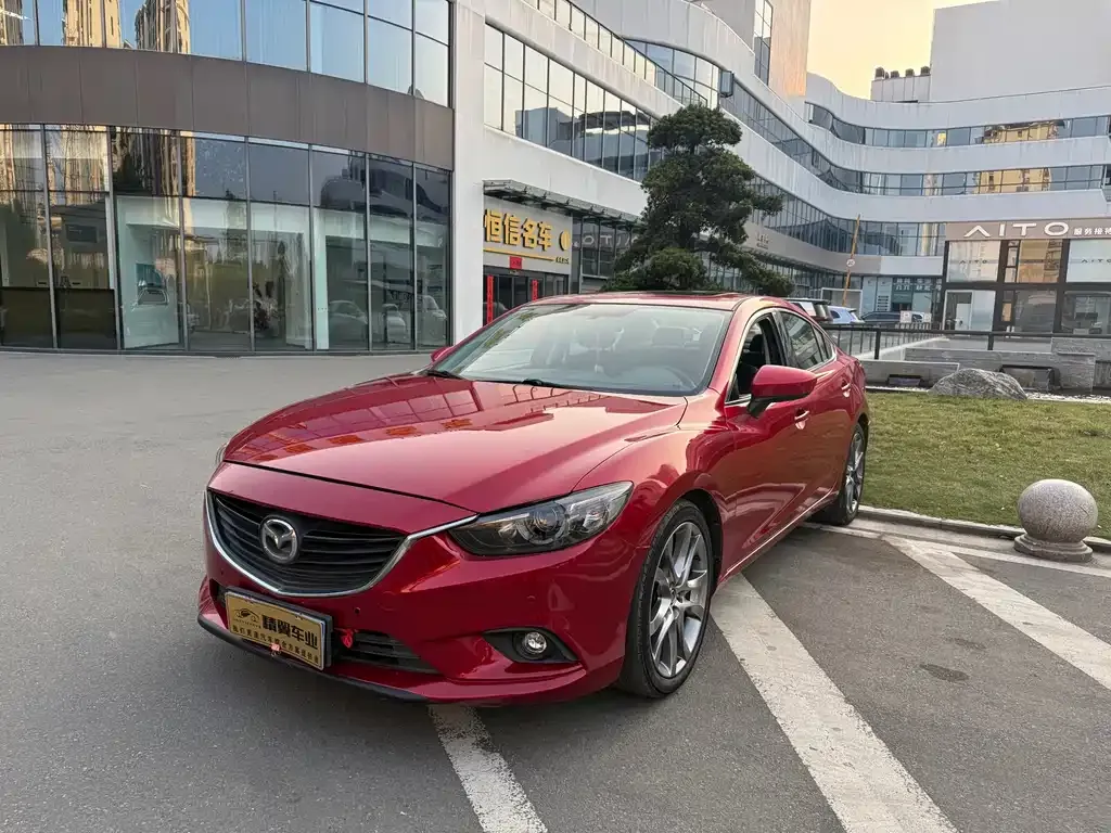 Mazda Atenza 2015 — фото 1 из 19