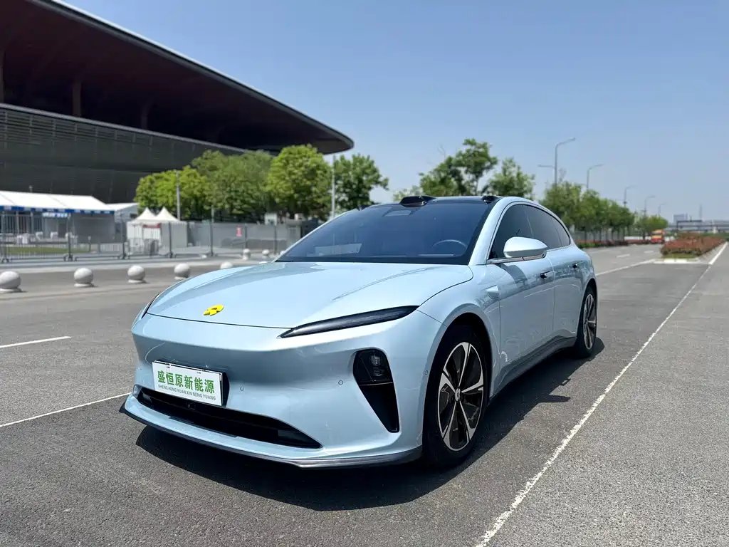 NIO ET5T 2024