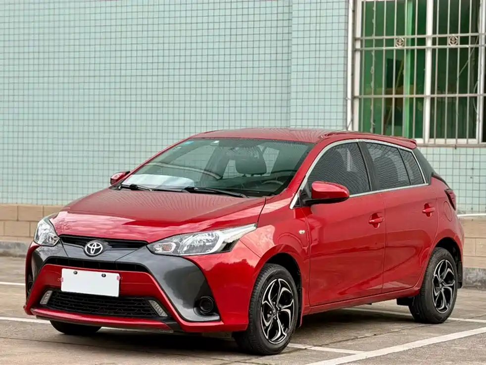 Toyota Yaris L 2019 — фото 1 из 12