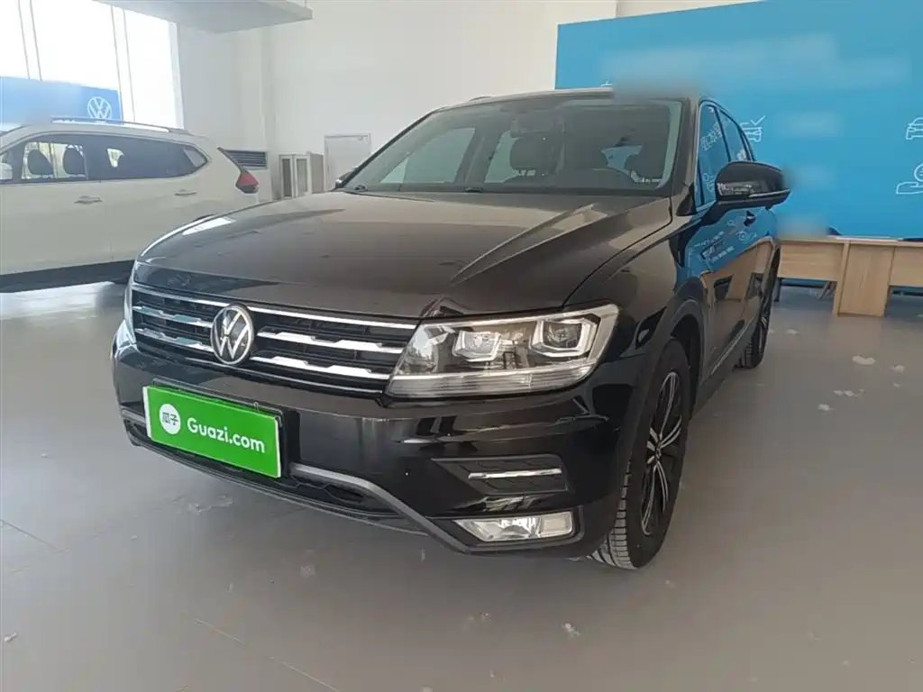 Volkswagen Tiguan L 2020 — фото 1 из 25