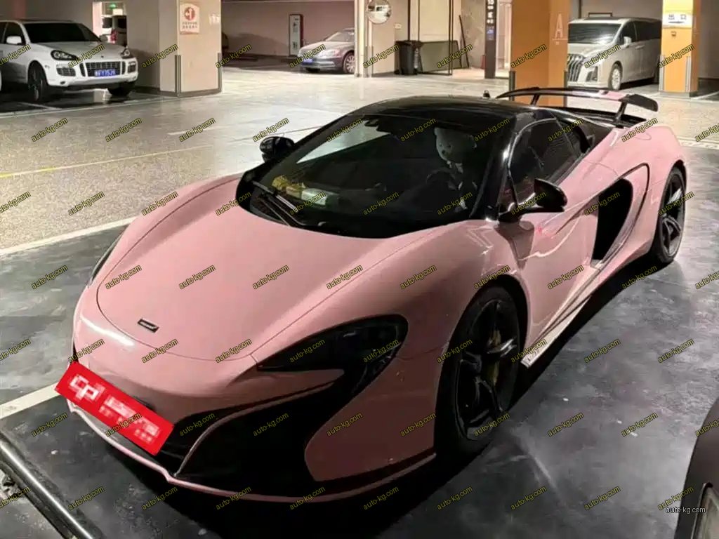 McLaren 650S 2015