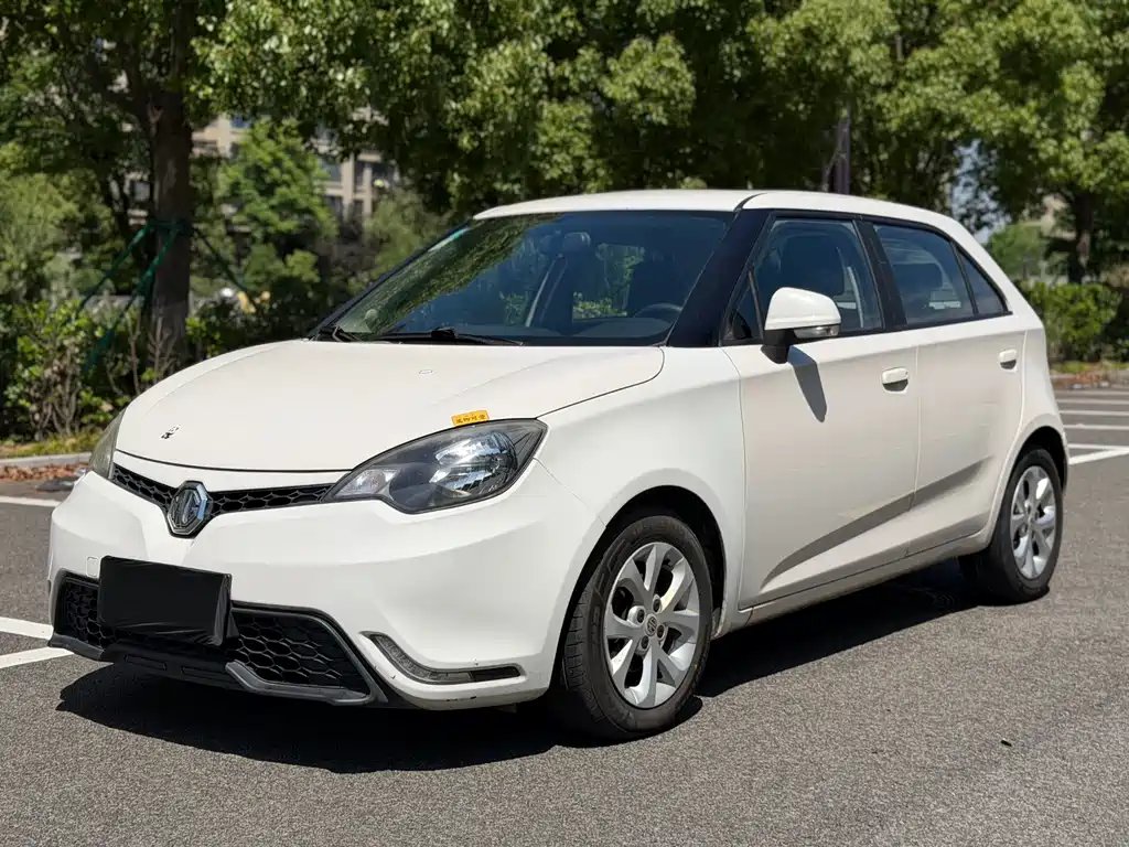 MG 3 2015
