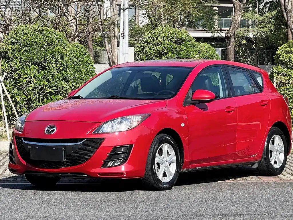 Mazda 3 (Import) 2010