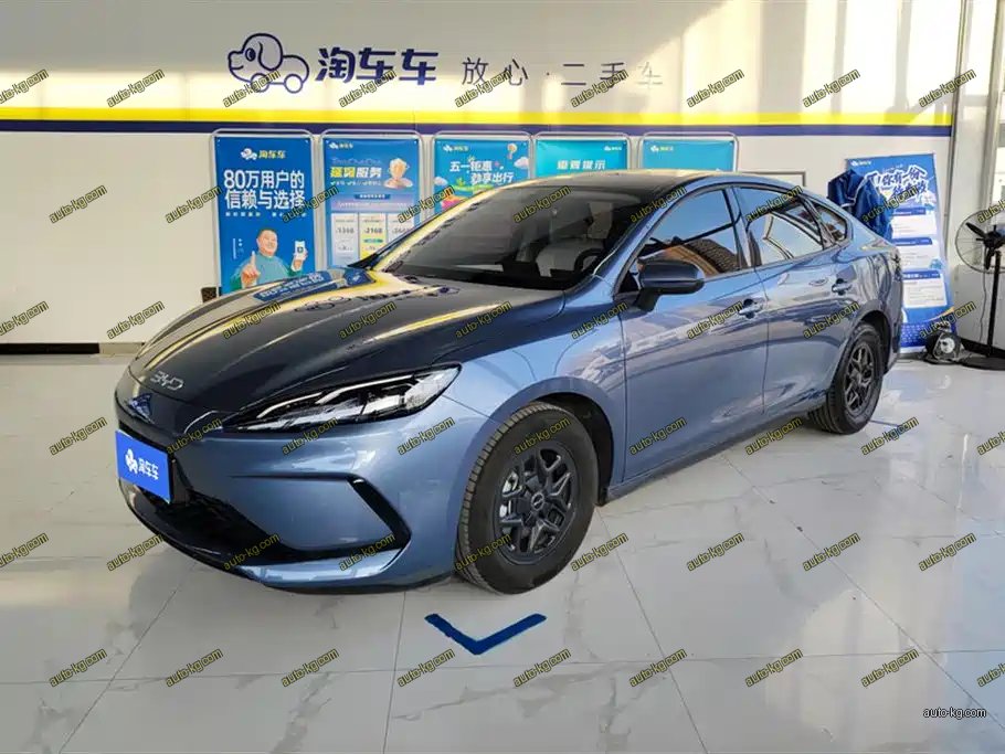 BYD Seal 05 DM-i 2025