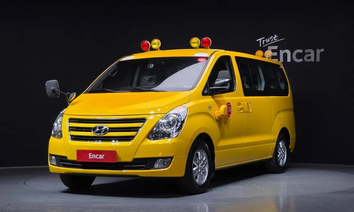 Hyundai Starex 2016 — фото 1 из 20