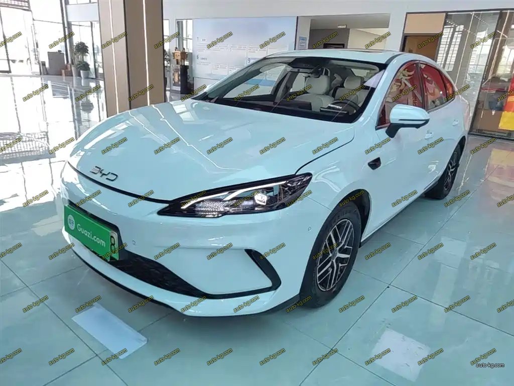 BYD Seal 05 DM-i 2025