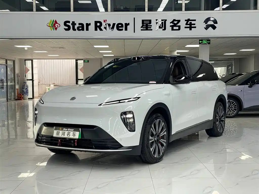 NIO ES8 2023