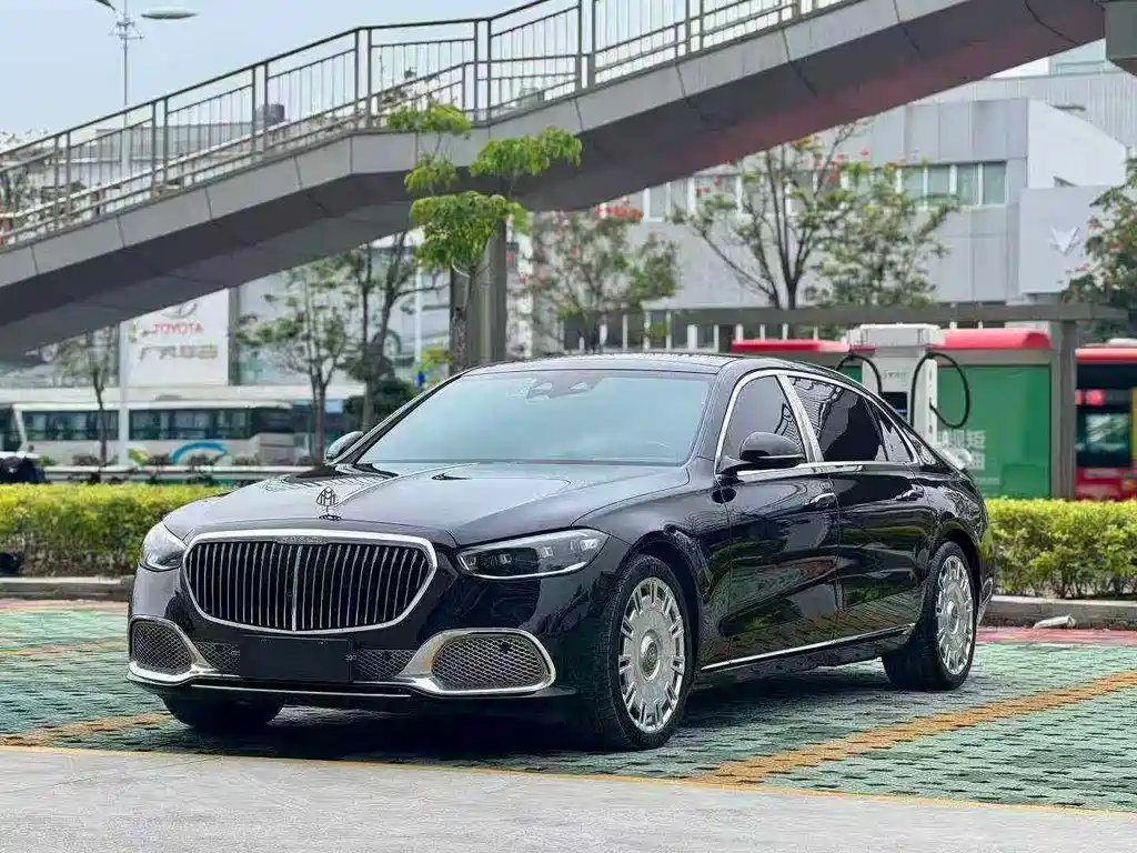 Mercedes-Benz S-Class 2023