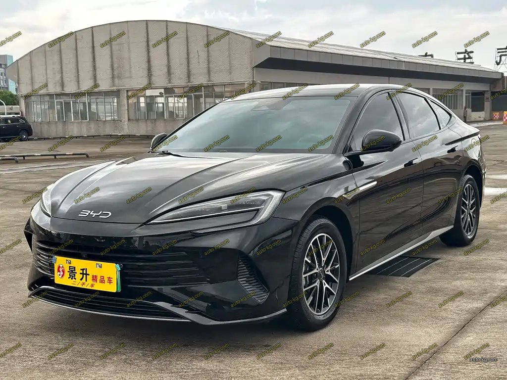 BYD Seal 07 DM-i 2024
