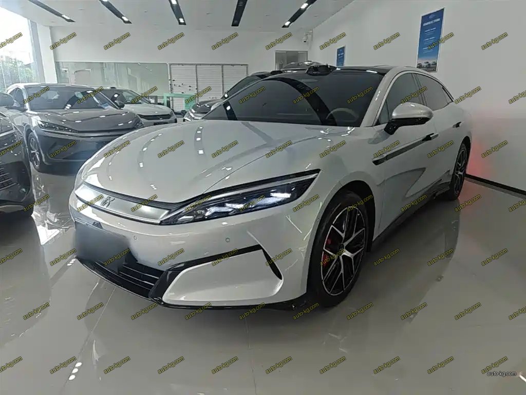 BYD 汉L 2025