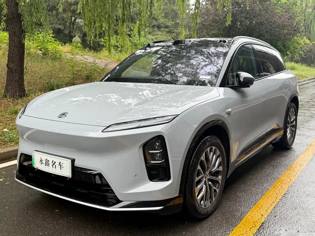 NIO ES6 2025