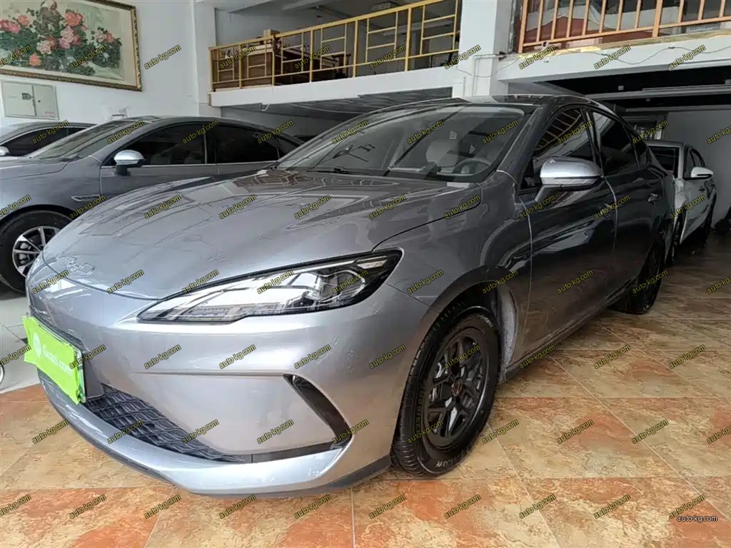 BYD Seal 05 DM-i 2025